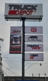 Torres y tótems publicitarios