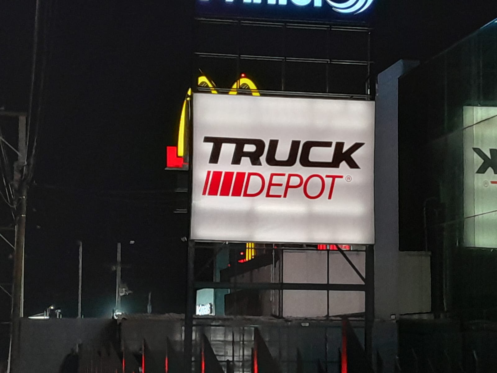 Tótem publicitario